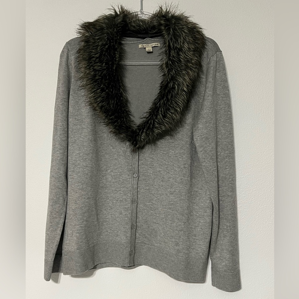 Carolyn Taylor Cardigan Removable Faux Fur Collar Gray Sweater Size‎ L